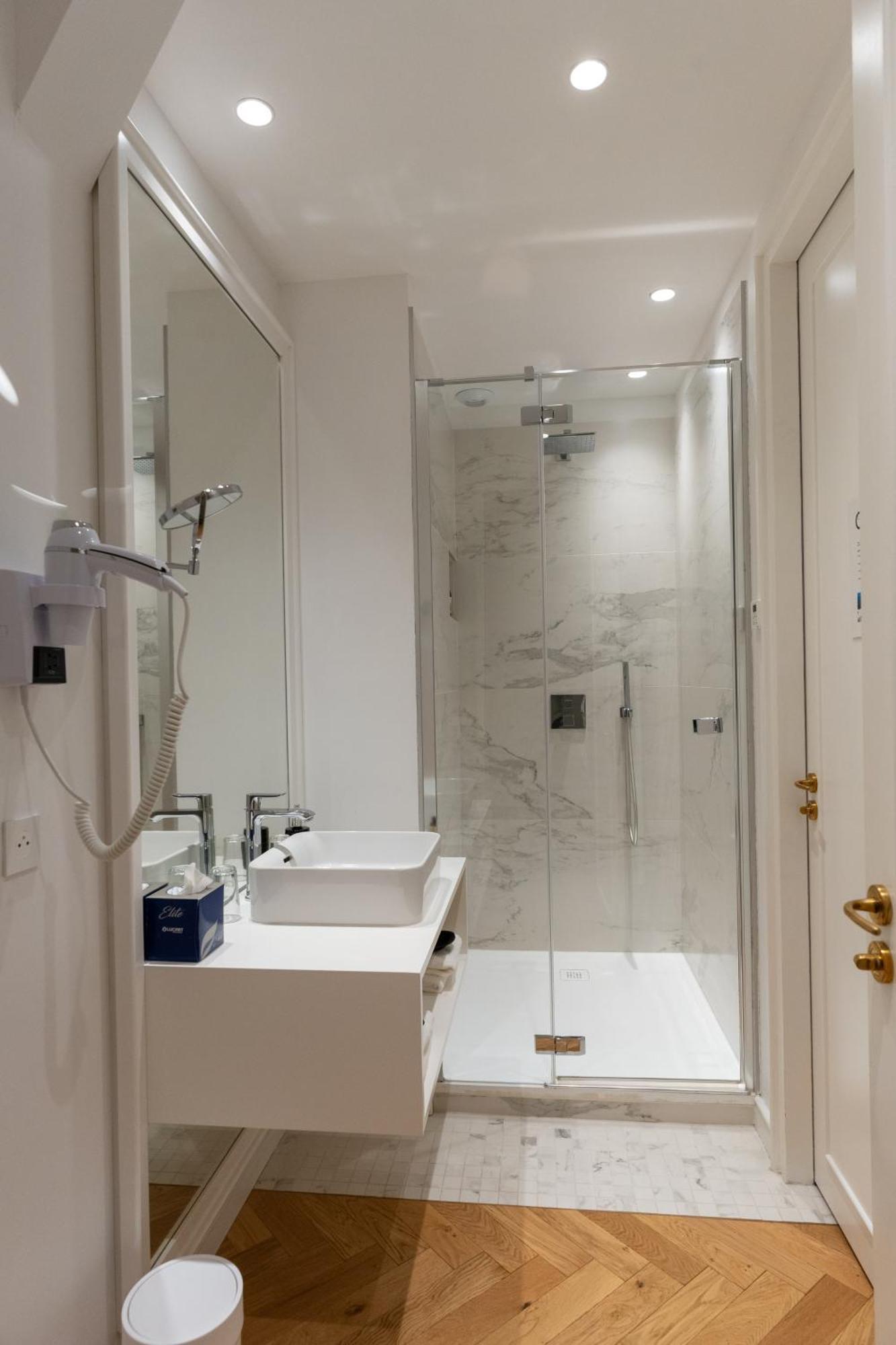 Les Garennes - Hotel Spa Benodet Bagian luar foto