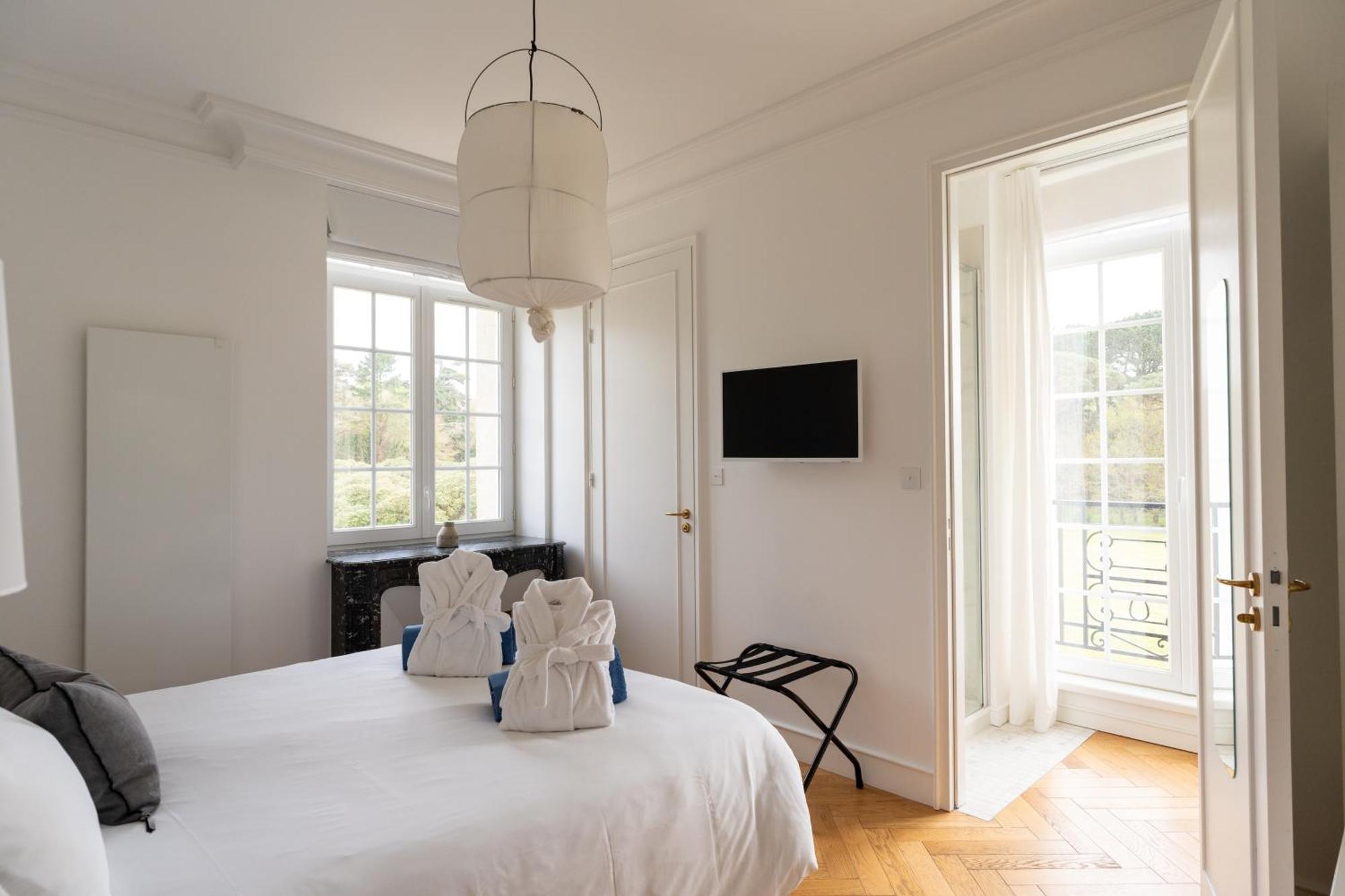 Les Garennes - Hotel Spa Benodet Bagian luar foto