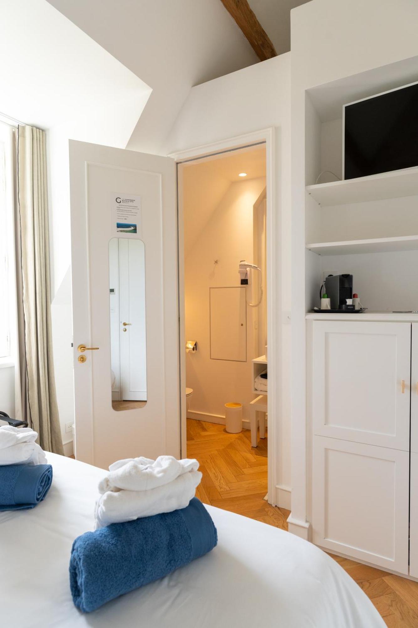 Les Garennes - Hotel Spa Benodet Bagian luar foto