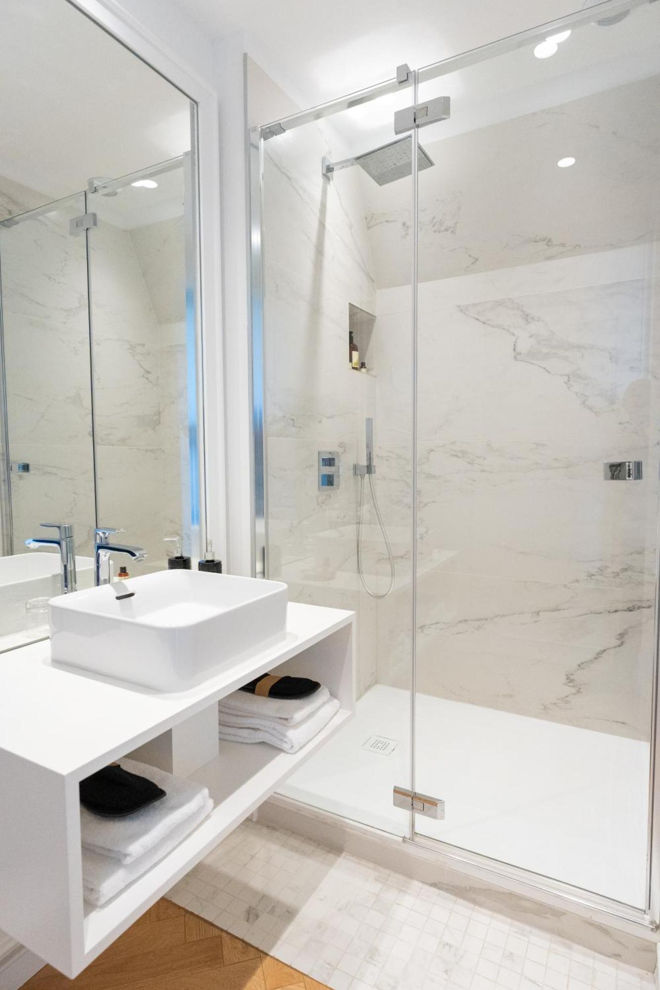 Les Garennes - Hotel Spa Benodet Bagian luar foto