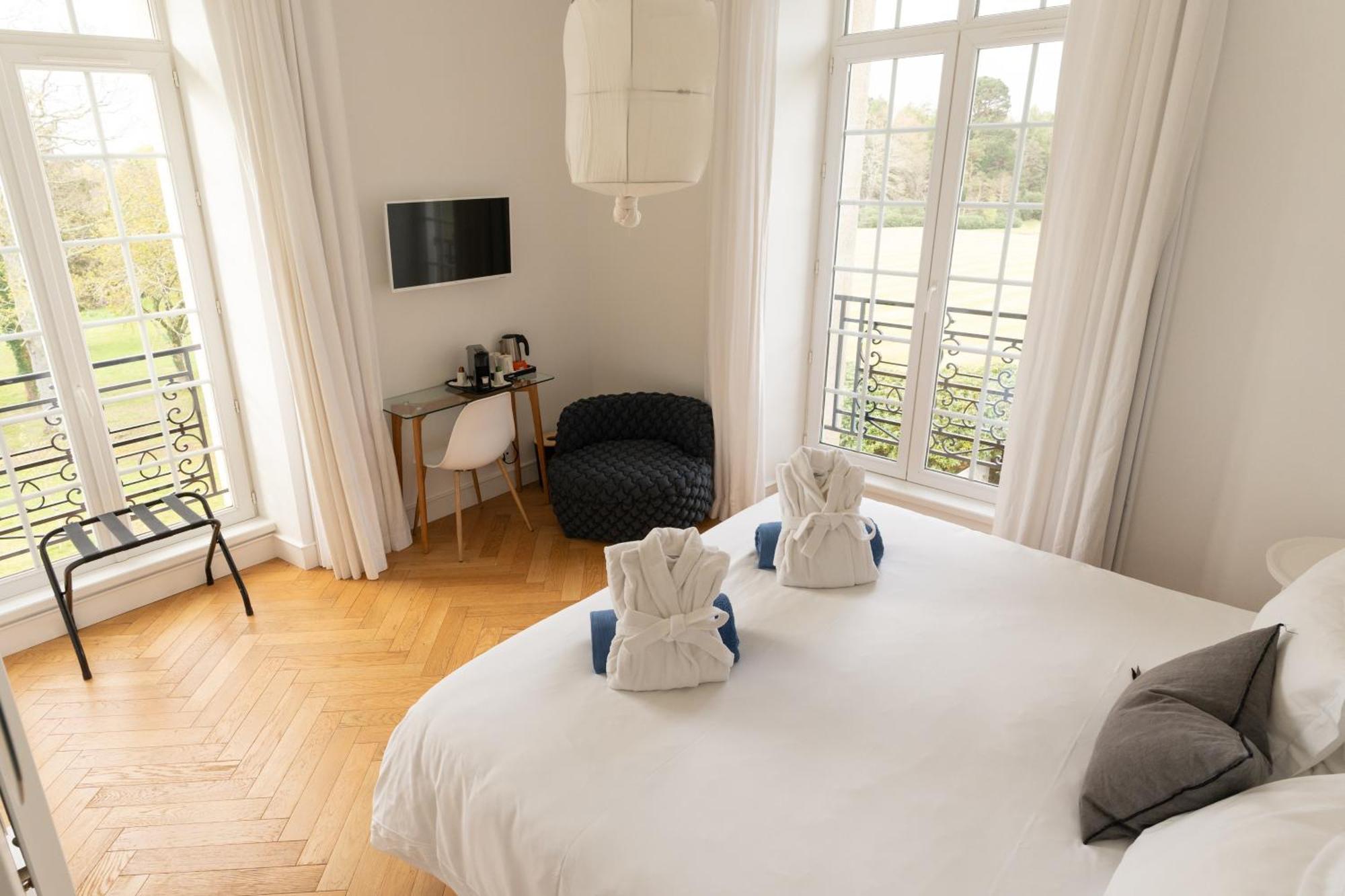 Les Garennes - Hotel Spa Benodet Bagian luar foto